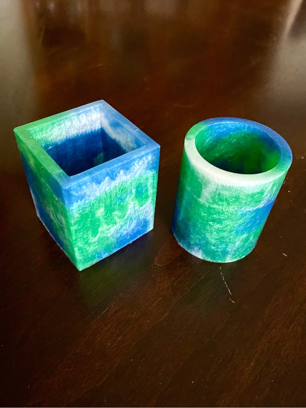 Blue & Green Resin Desk Set - Pen Cup + Square Holder + Bookmark - Picture 2 of 9